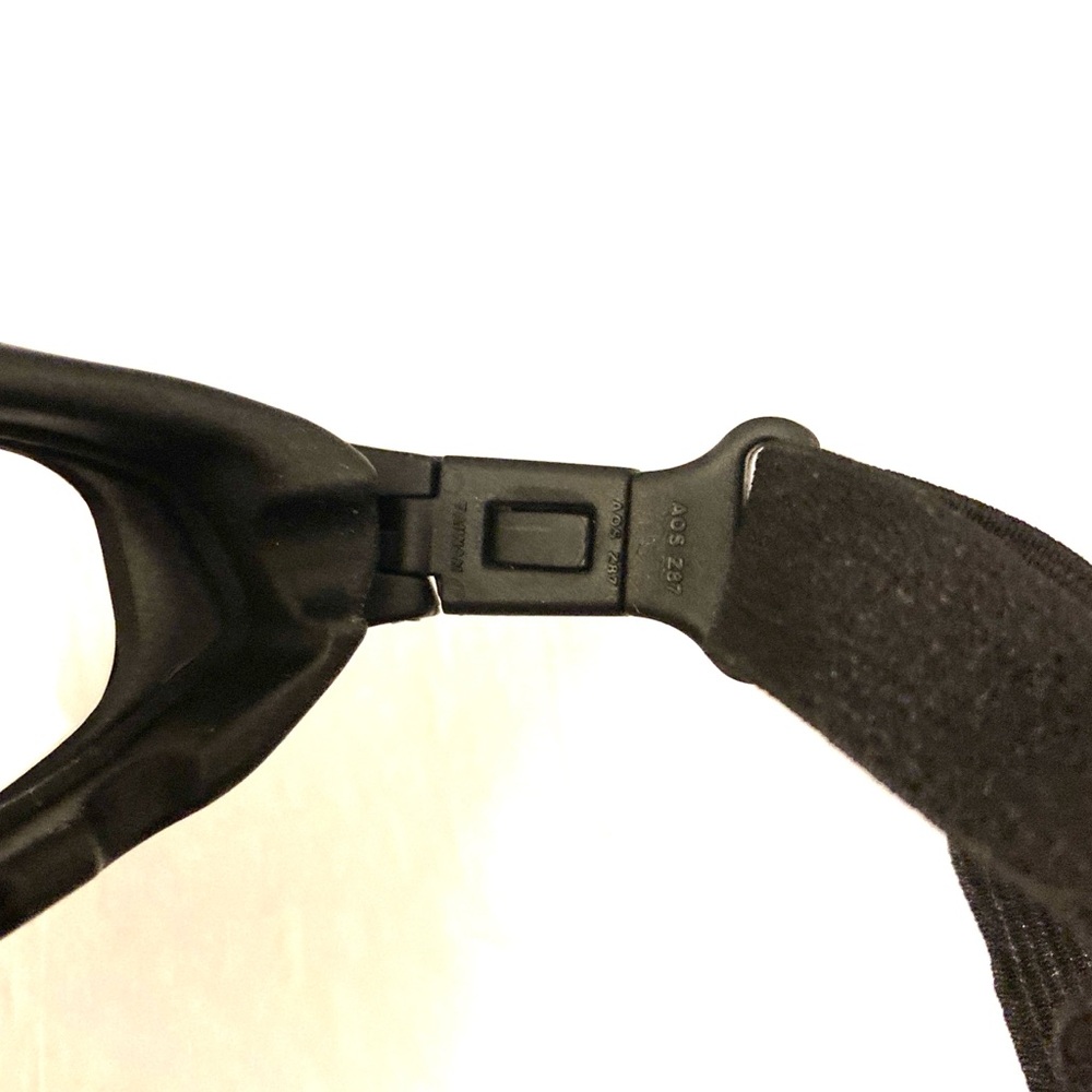 PELTOR Impact/Dust Resistant Goggle: Black, Wraparound Goggles, Polycarbonate - Picture 11 of 16